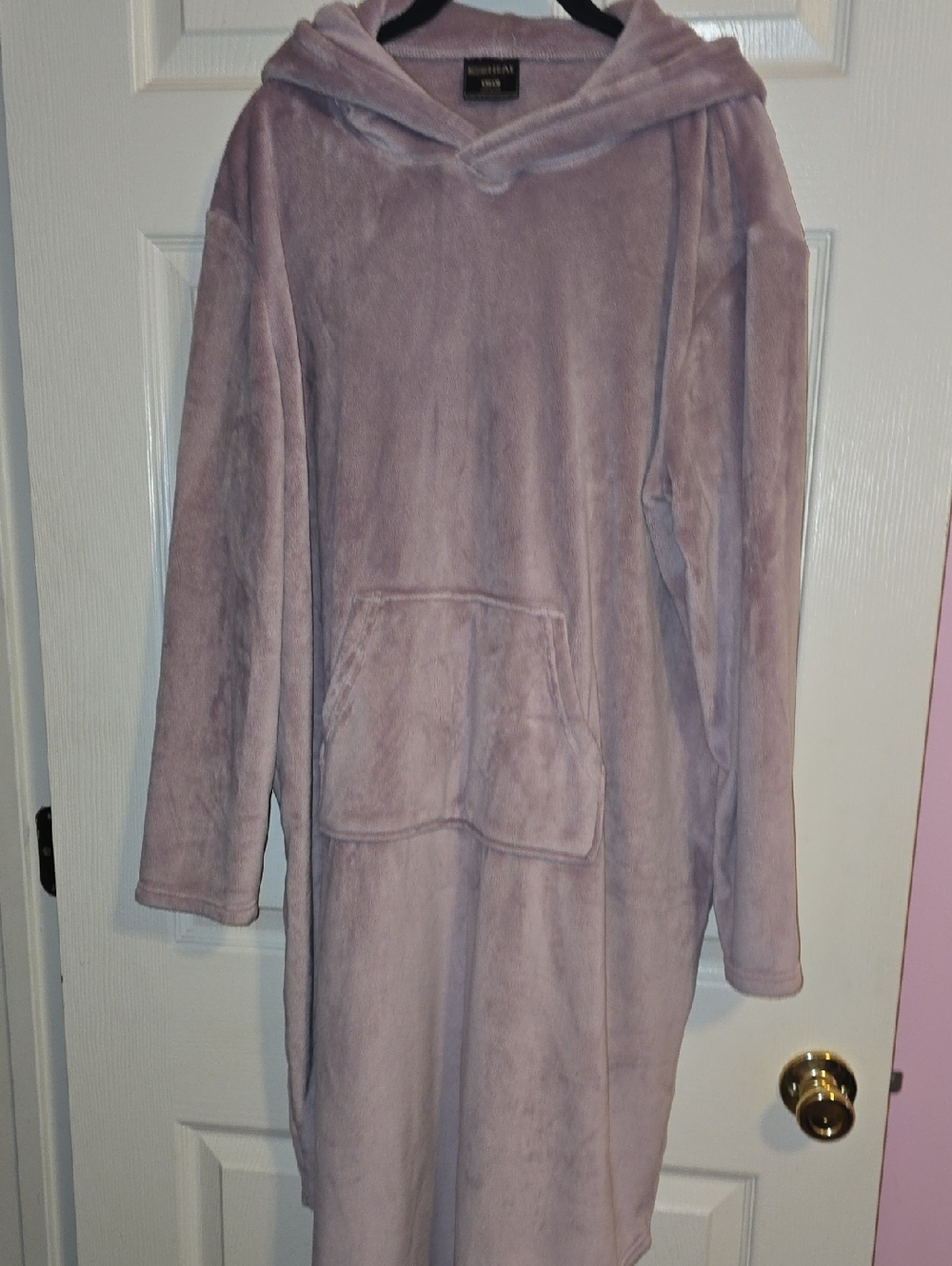 NWOT 32‎ Degrees Plush Hooded Robe Dress in Light Lavender